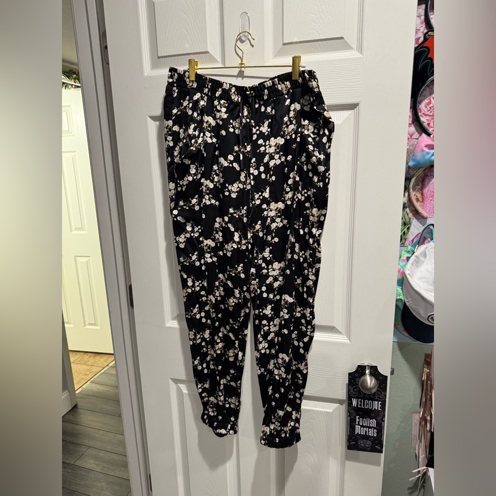Zara floral silk jogger pants size XL